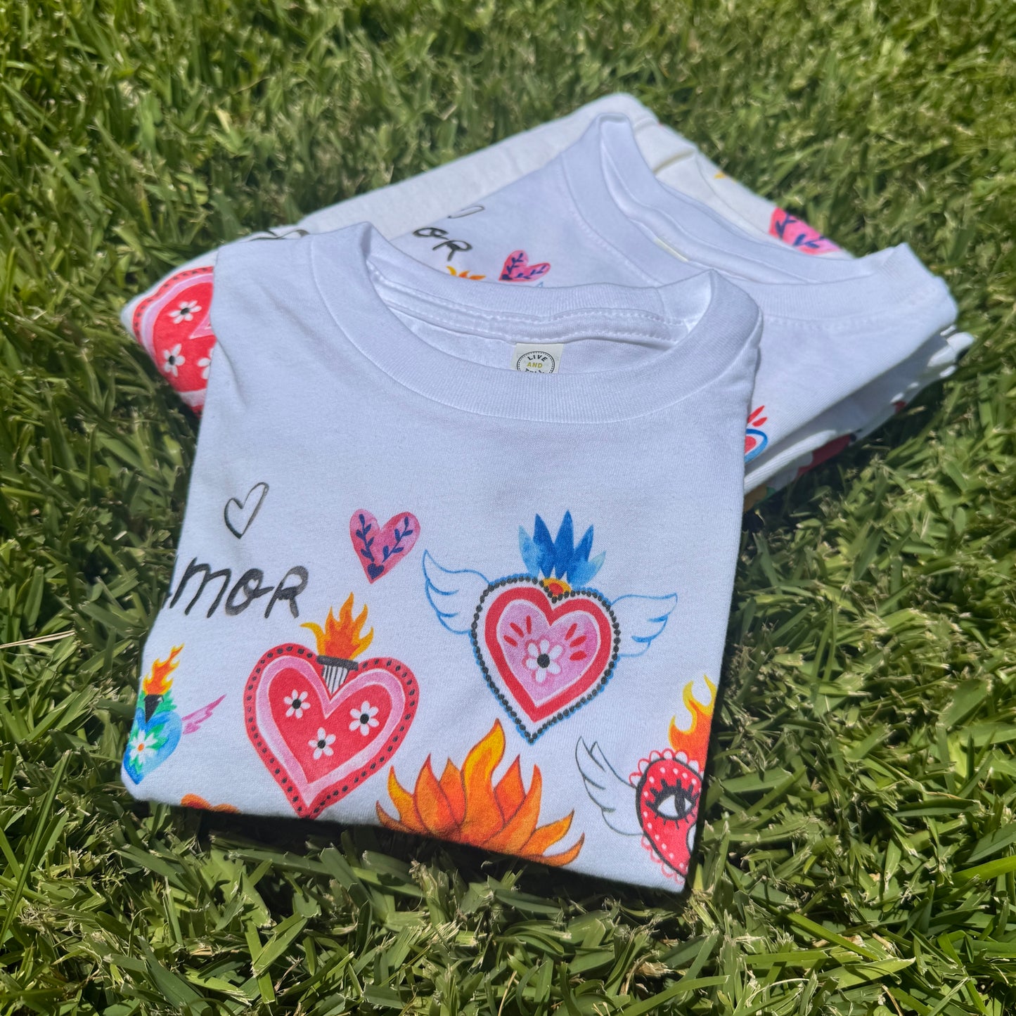 Retro Love Tee ☀︎