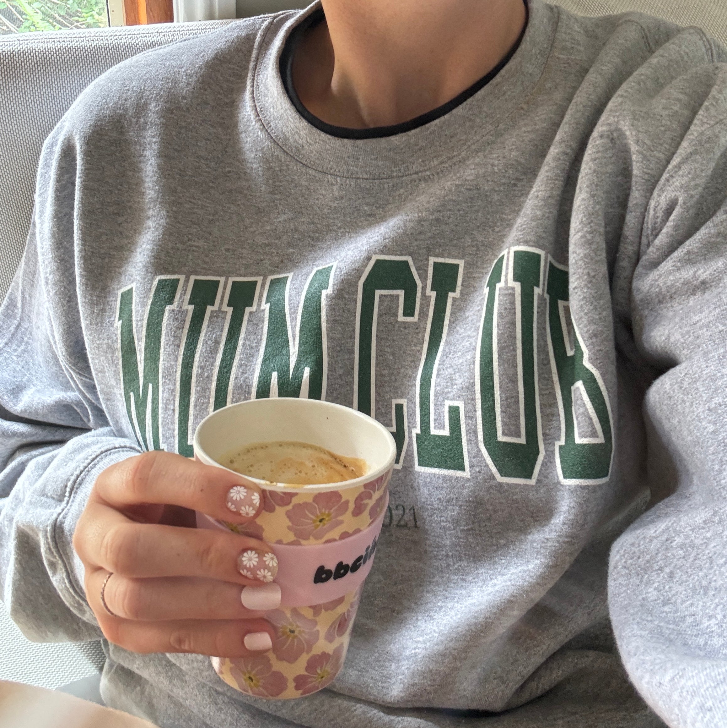 MUM CLUB JUMPER
